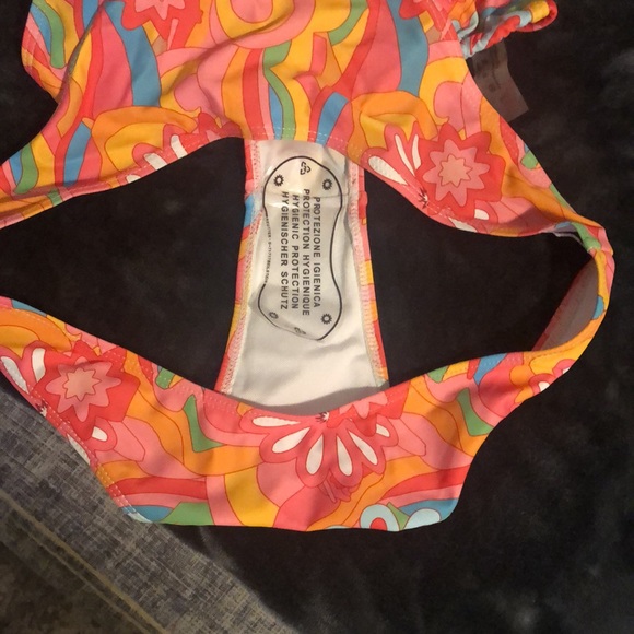 Bikini Swimsuit 3-piece - Picture 6 of 6